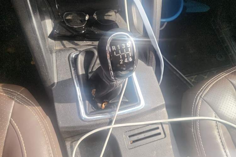 Used Bisu T5 2017 1.5T Manual Comfort Model Gear Lever