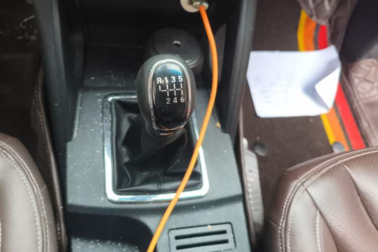 Used Bisu T5 2017 1.5T Manual Luxury Model Gear Lever