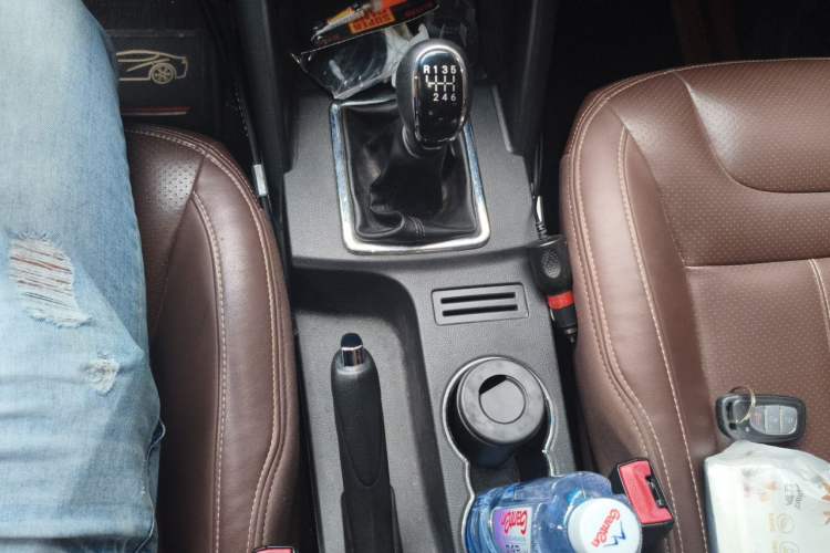 Used Bisu T5 2017 1.5T Manual Comfort Model Gear Lever