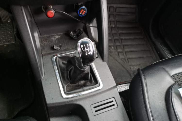 Used Bisu T5 2017 1.5T Manual Comfort Model Gear Lever