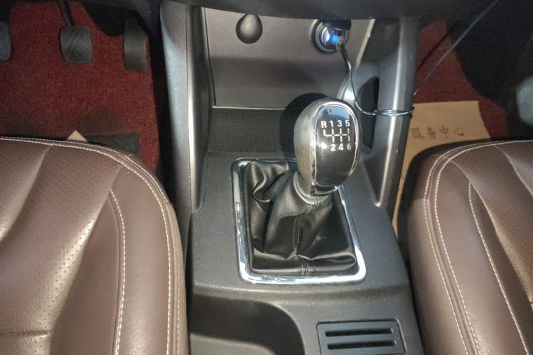 Used Bisu T5 2017 1.5T Manual Luxury Model Gear Lever