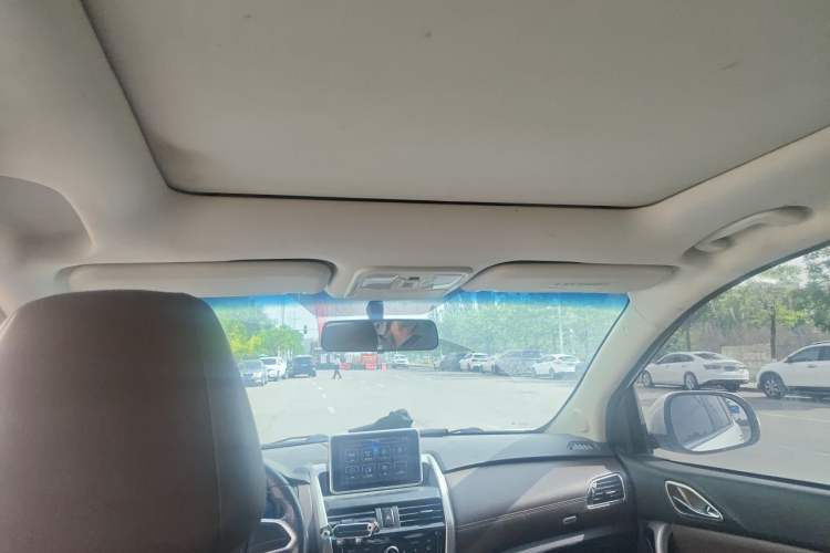 Used Bisu T5 2017 1.5T Manual Comfort Model Headliner