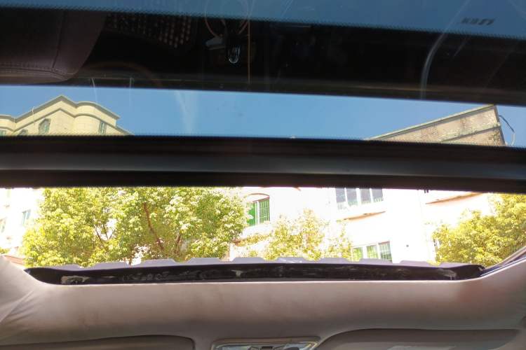 Used Bisu T5 2017 1.5T Manual Luxury Model Headliner