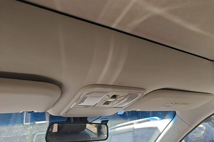 Used Bisu T5 2017 1.5T Manual Luxury Model Headliner