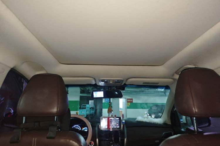 Used Bisu T5 2017 1.5T Manual Comfort Model Headliner