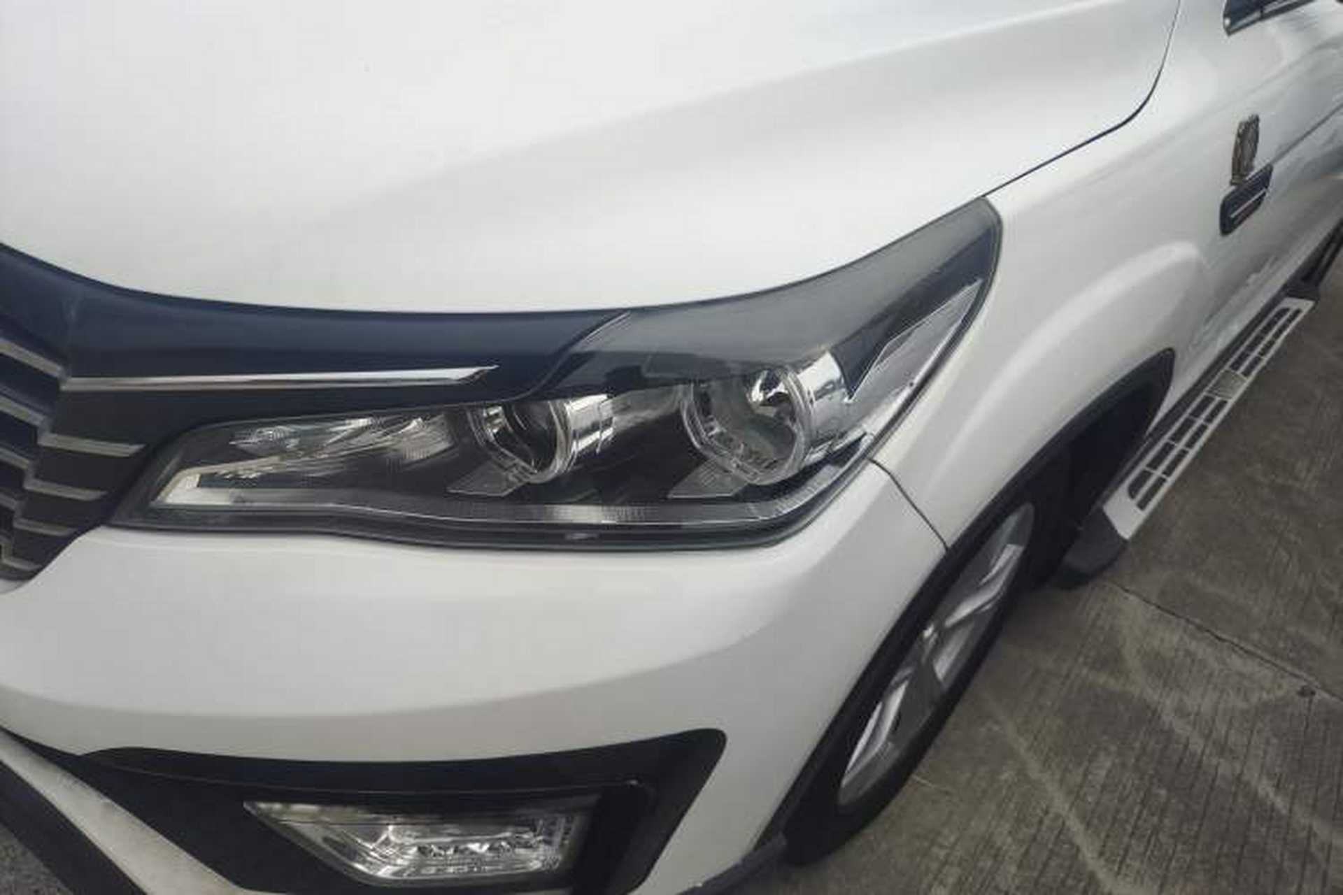Used Bisu T5 2017 1.5T Manual Luxury Model Left Front Headlight