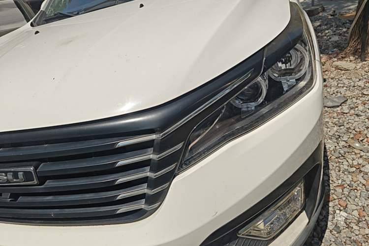 Used Bisu T5 2017 1.5T Manual Luxury Model Left Front Headlight
