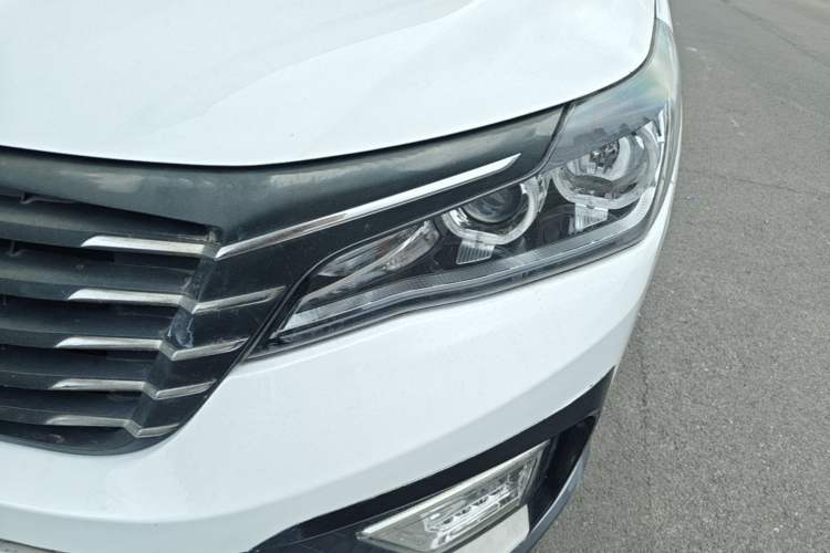Used Bisu T5 2017 1.5T Manual Luxury Model Left Front Headlight