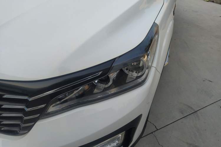 Used Bisu T5 2017 1.5T Automatic Flagship Model Left Front Headlight