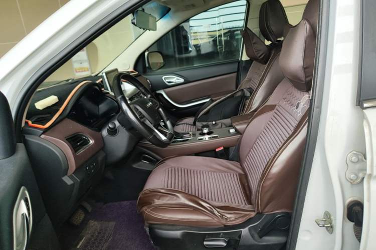 Used Bisu T5 2017 1.5T Automatic Luxury Model Left Front Seat