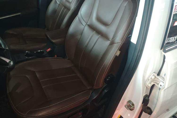 Used Bisu T5 2017 1.5T Manual Luxury Model Left Front Seat
