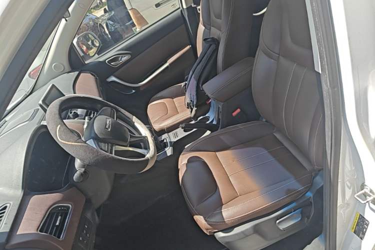 Used Bisu T5 2017 1.5T Manual Luxury Model Left Front Seat