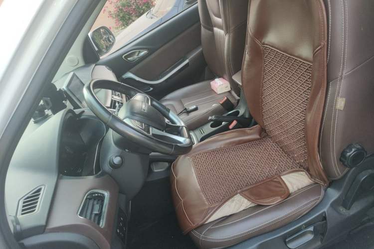 Used Bisu T5 2017 1.5T Manual Luxury Model Left Front Seat