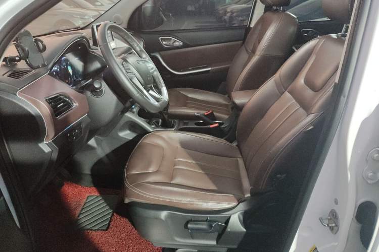 Used Bisu T5 2017 1.5T Manual Luxury Model Left Front Seat