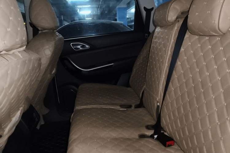 Used Bisu T5 2017 1.5T Manual Luxury Model Left Rear Seat