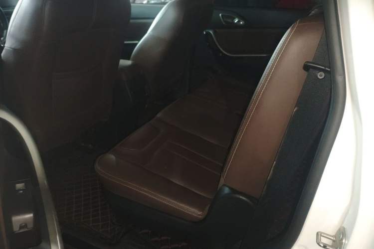 Used Bisu T5 2017 1.5T Manual Luxury Model Left Rear Seat