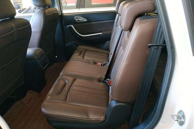 Used Bisu T5 2017 1.5T Manual Comfort Model Left Rear Seat