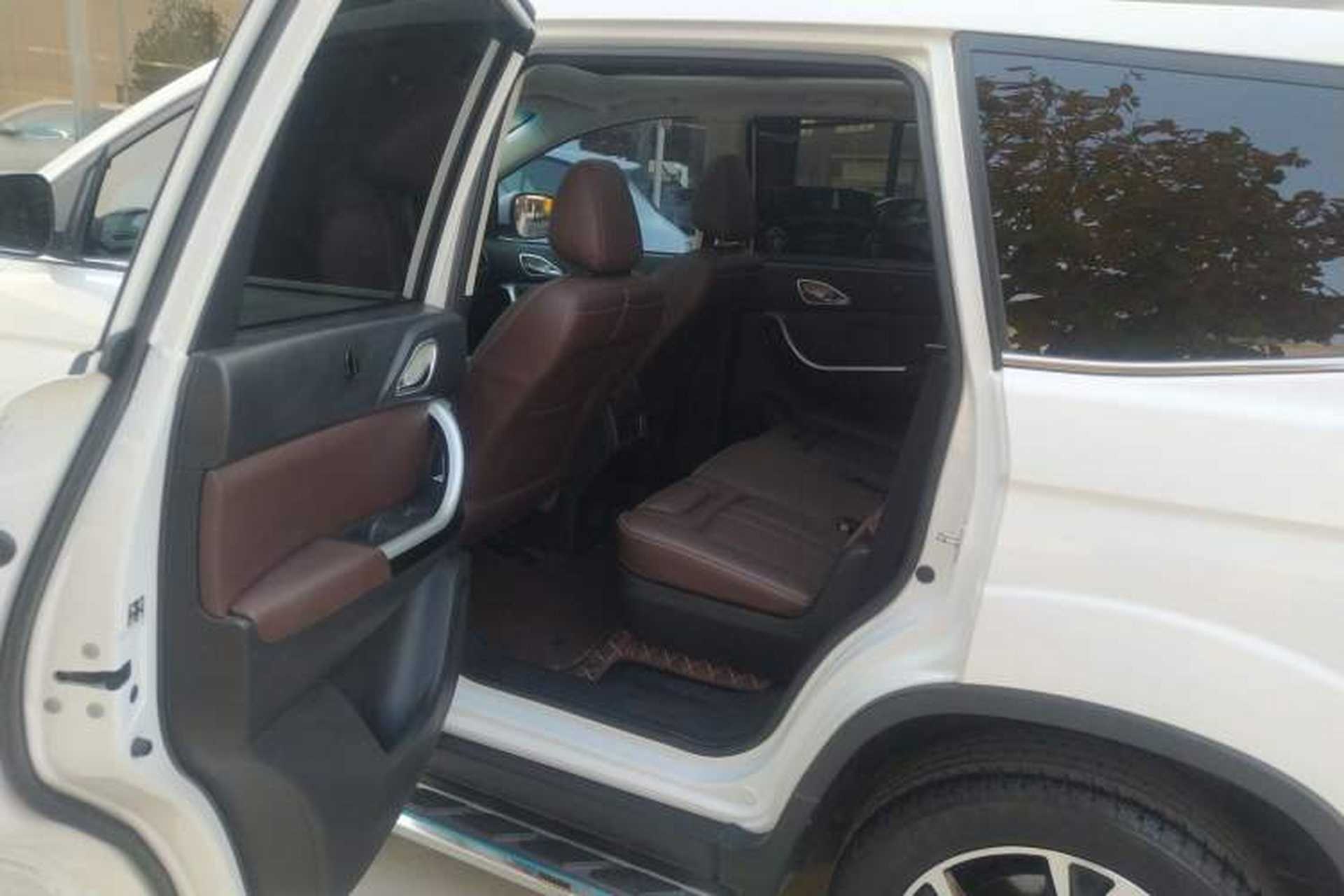 Used Bisu T5 2017 1.5T Automatic Flagship Model Left Rear Seat