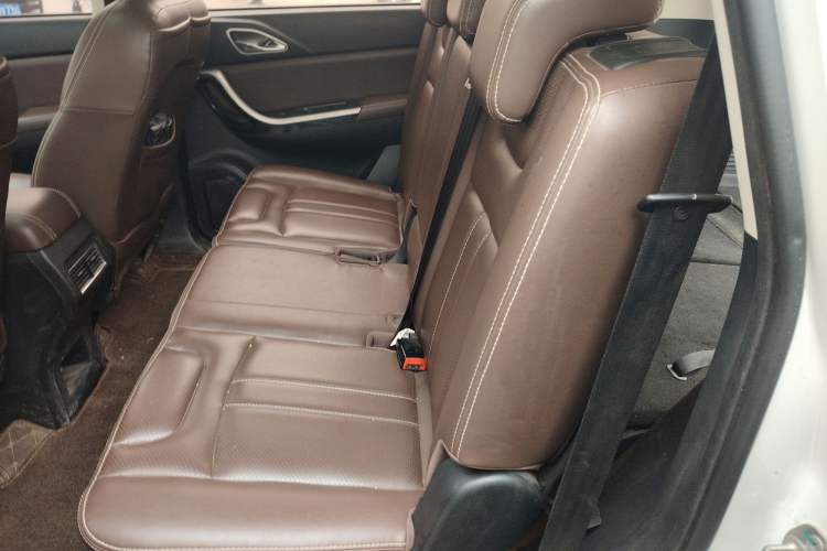Used Bisu T5 2017 1.5T Manual Comfort Model Left Rear Seat