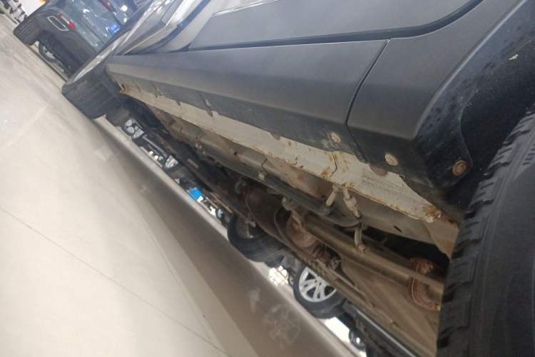 Used Bisu T5 2017 1.5T Manual Comfort Model Left Side Sill
