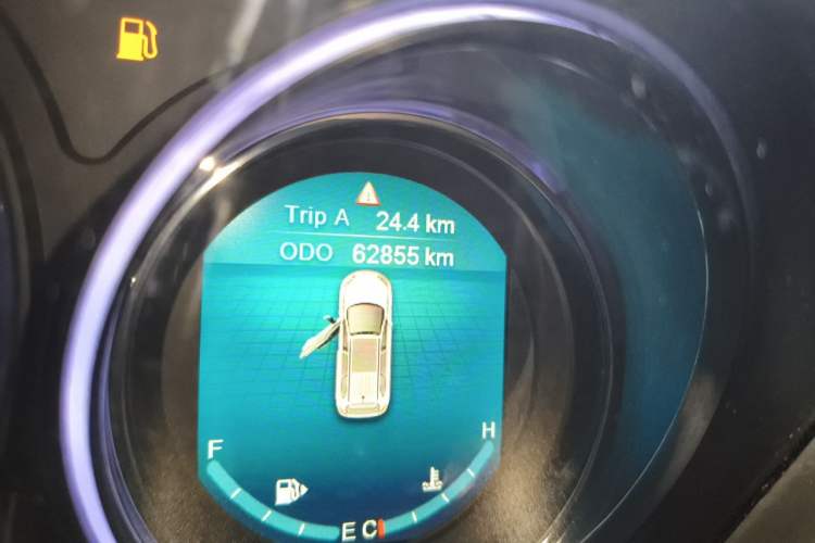 Used Bisu T5 2017 1.5T Manual Luxury Model Odometer Close Up
