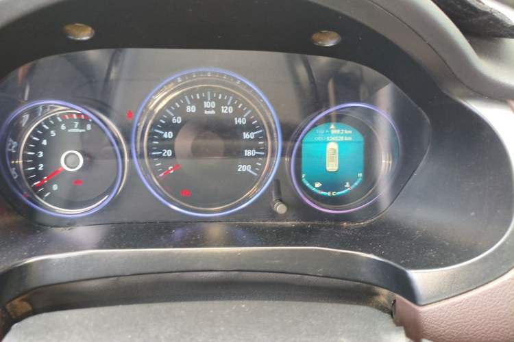 Used Bisu T5 2017 1.5T Manual Comfort Model Odometer Close Up