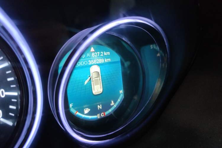 Used Bisu T5 2017 1.5T Automatic Flagship Model Odometer Close Up