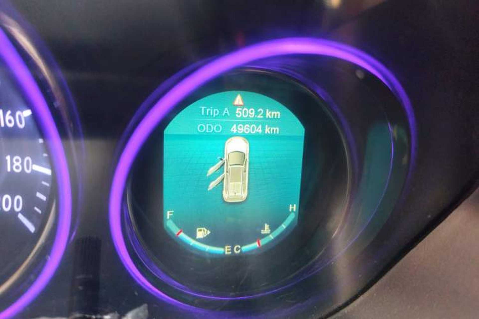 Used Bisu T5 2017 1.5T Manual Luxury Model Odometer Close Up