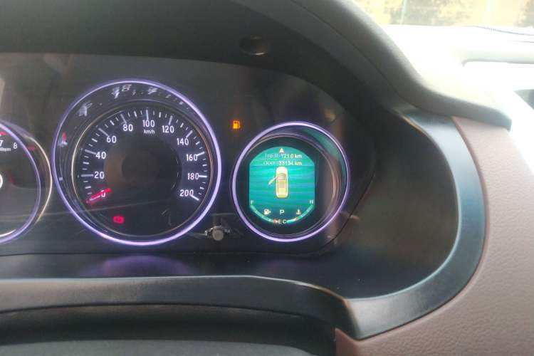 Used Bisu T5 2017 1.5T Automatic Flagship Model Odometer Close Up