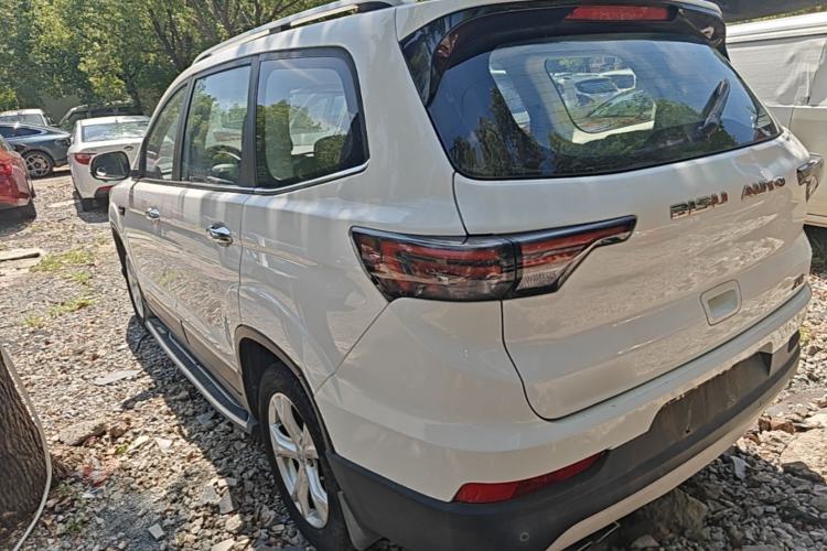 Used Bisu T5 2017 1.5T Manual Luxury Model Rear Left 45 Deg
