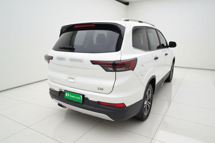 Used Bisu T5 2017 1.5T Manual Luxury Model Rear Right 45 Deg