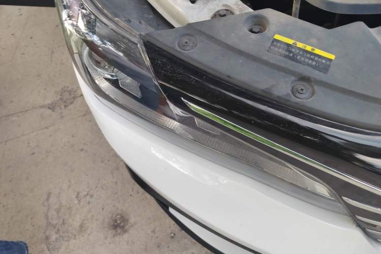 Used Bisu T5 2017 1.5T Manual Comfort Model Right Front Headlight