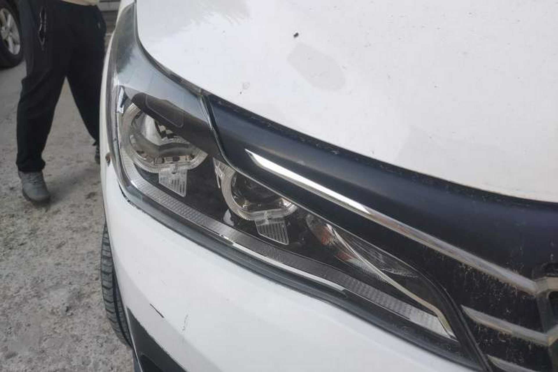 Used Bisu T5 2017 1.5T Manual Luxury Model Right Front Headlight
