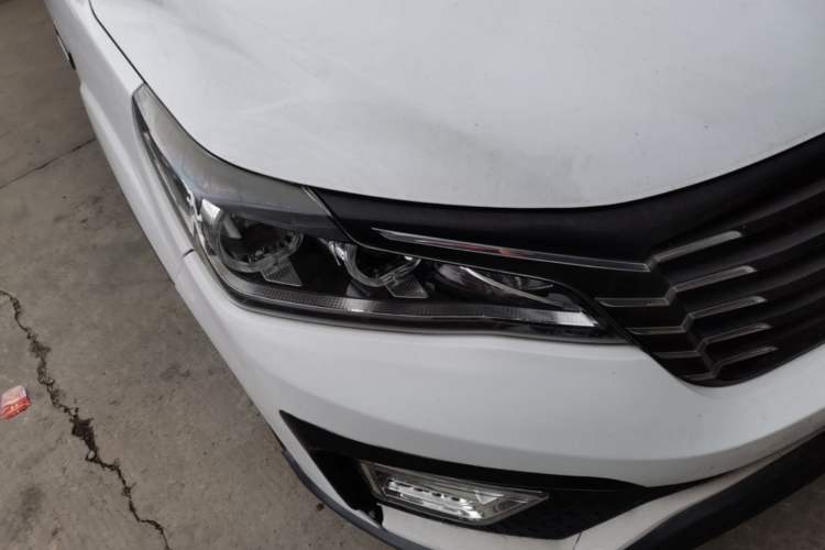 Used Bisu T5 2017 1.5T Manual Comfort Model Right Front Headlight