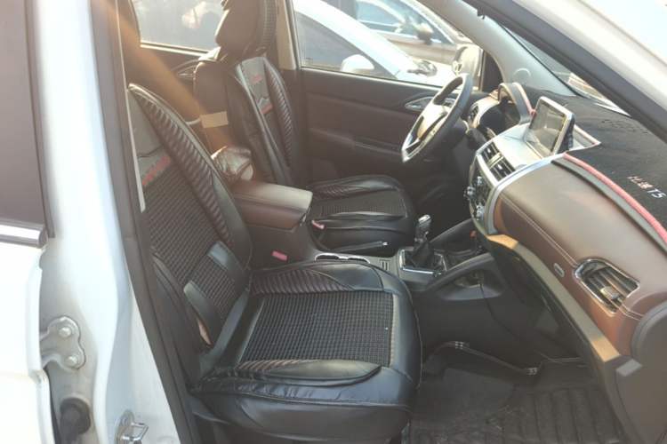 Used Bisu T5 2017 1.5T Manual Comfort Model Right Front Seat