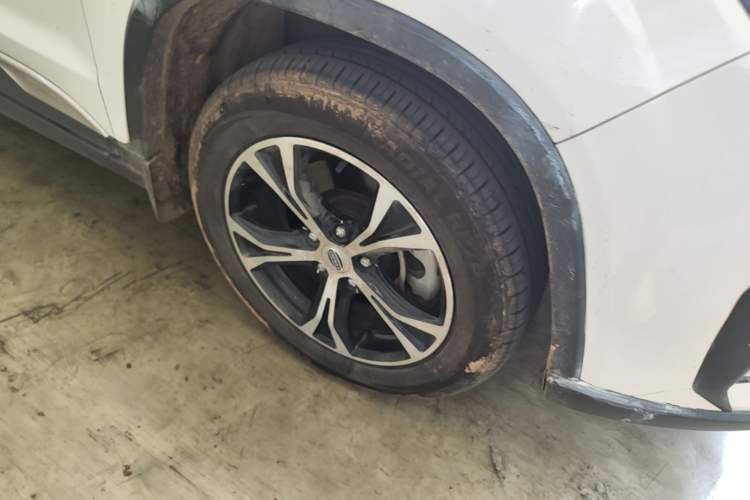 Used Bisu T5 2017 1.5T Automatic Luxury Model Right Front Wheel Hub