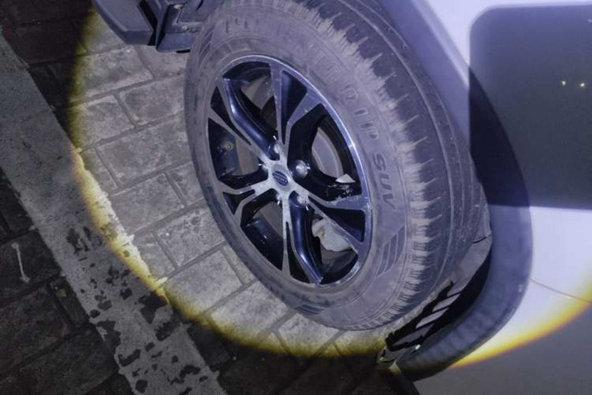 Used Bisu T5 2017 1.5T Automatic Luxury Model Right Front Wheel Hub