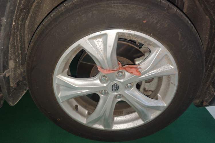Used Bisu T5 2017 1.5T Manual Comfort Model Right Front Wheel Hub