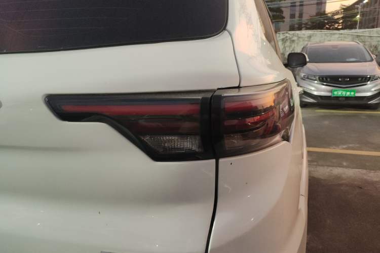 Used Bisu T5 2017 1.5T Manual Luxury Model Right Rear Taillight