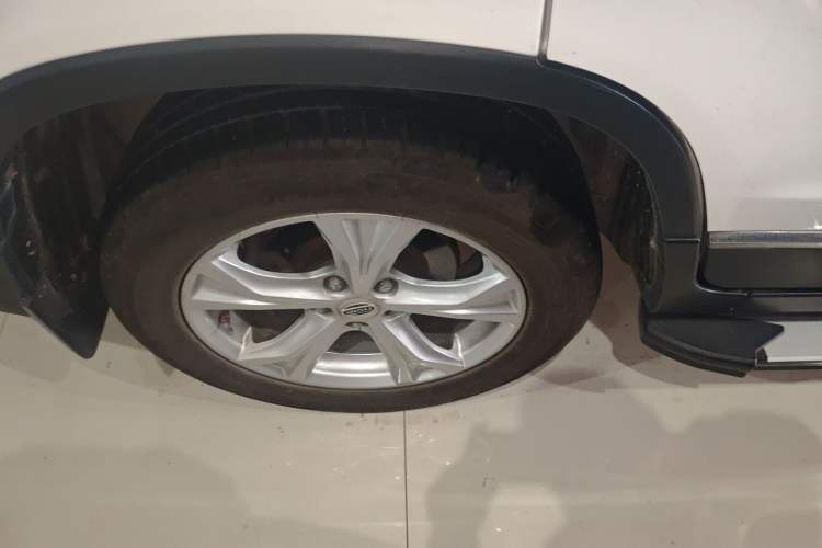 Used Bisu T5 2017 1.5T Manual Luxury Model Right Rear Wheel Hub