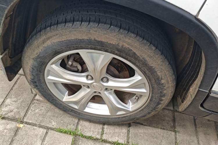 Used Bisu T5 2017 1.5T Manual Luxury Model Right Rear Wheel Hub