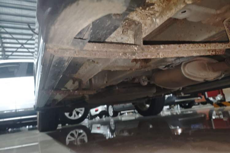 Used Bisu T5 2017 1.5T Manual Luxury Model Right Side Sill