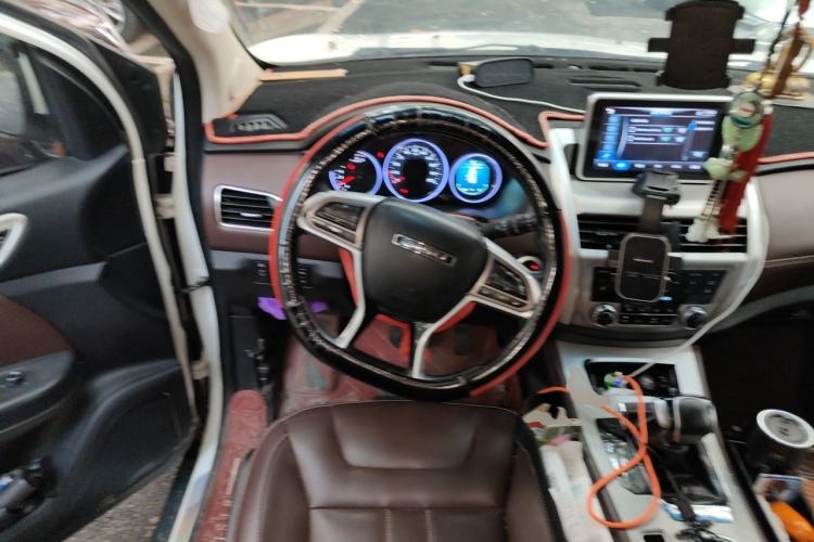 Used Bisu T5 2017 1.5T Automatic Flagship Model Steering Wheel