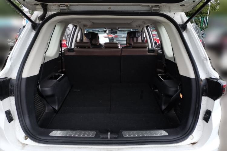 Used Bisu T5 2017 1.5T Manual Comfort Model Trunk