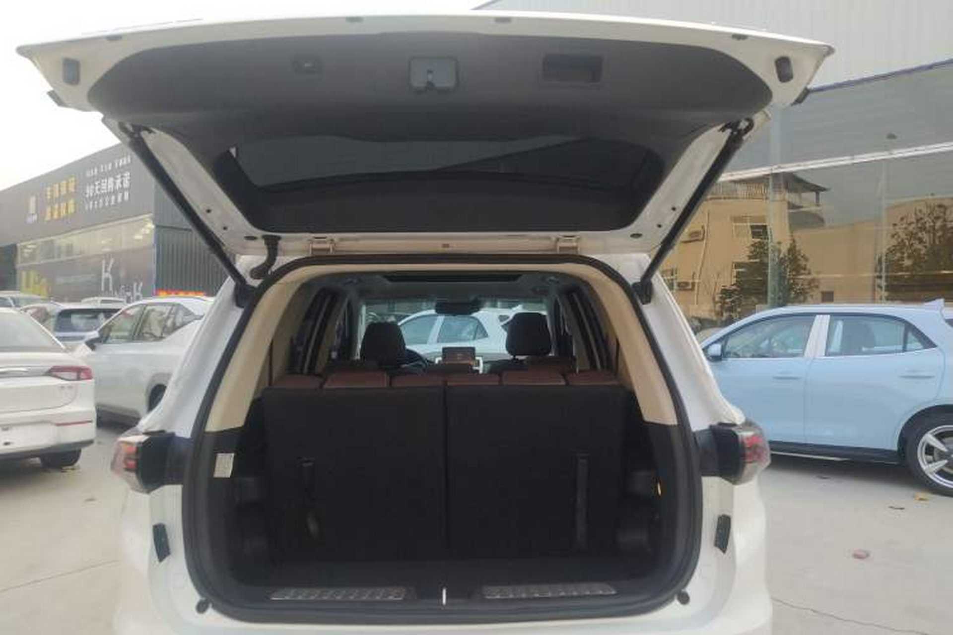 Used Bisu T5 2017 1.5T Automatic Flagship Model Trunk