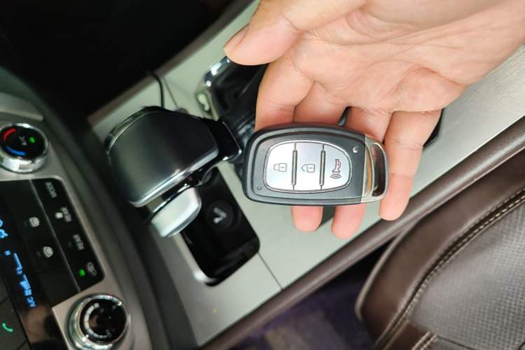 Used Bisu T5 2017 1.5T Automatic Luxury Model Vehicle Key