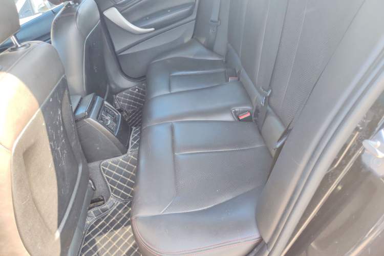 Used BMW 1 Series 2013 Facelifted 118i Leading Edition Interior 1