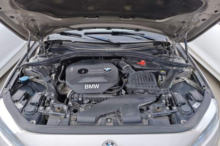 Used BMW 1 Series 2017 118i Fashion Model Engine Bay