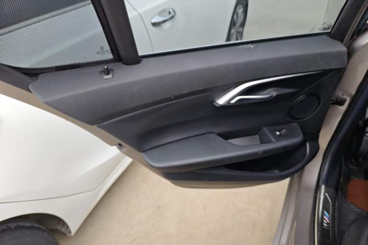 Used BMW 1 Series 2017 118i Fashion Model Interior 8
