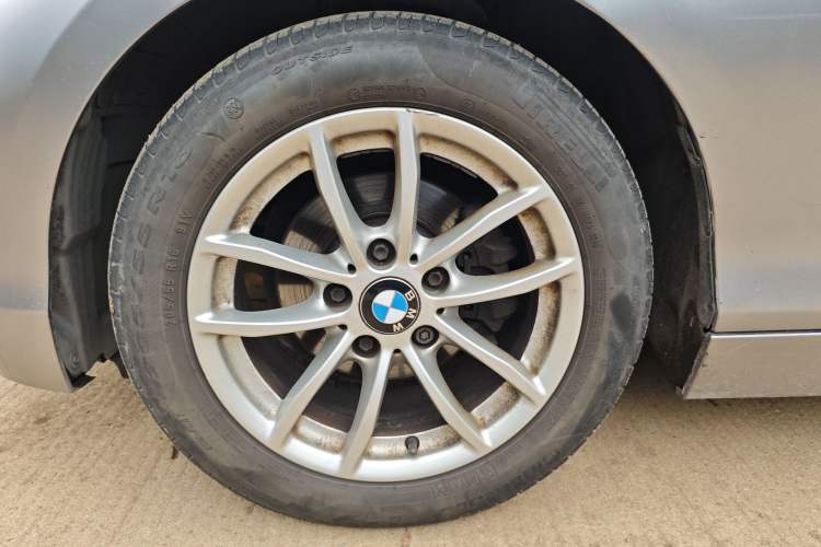 Used BMW 1 Series 2016 118i Leading Model Exterior 11